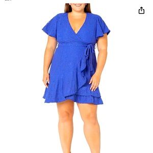 City chic royal blue size 18. Worn 1 time. Perfect for wedding, baby shower